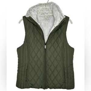Weatherproof Reversible Vest Medium Quilted Olive Green Reverse to Faux Fur  EUC
